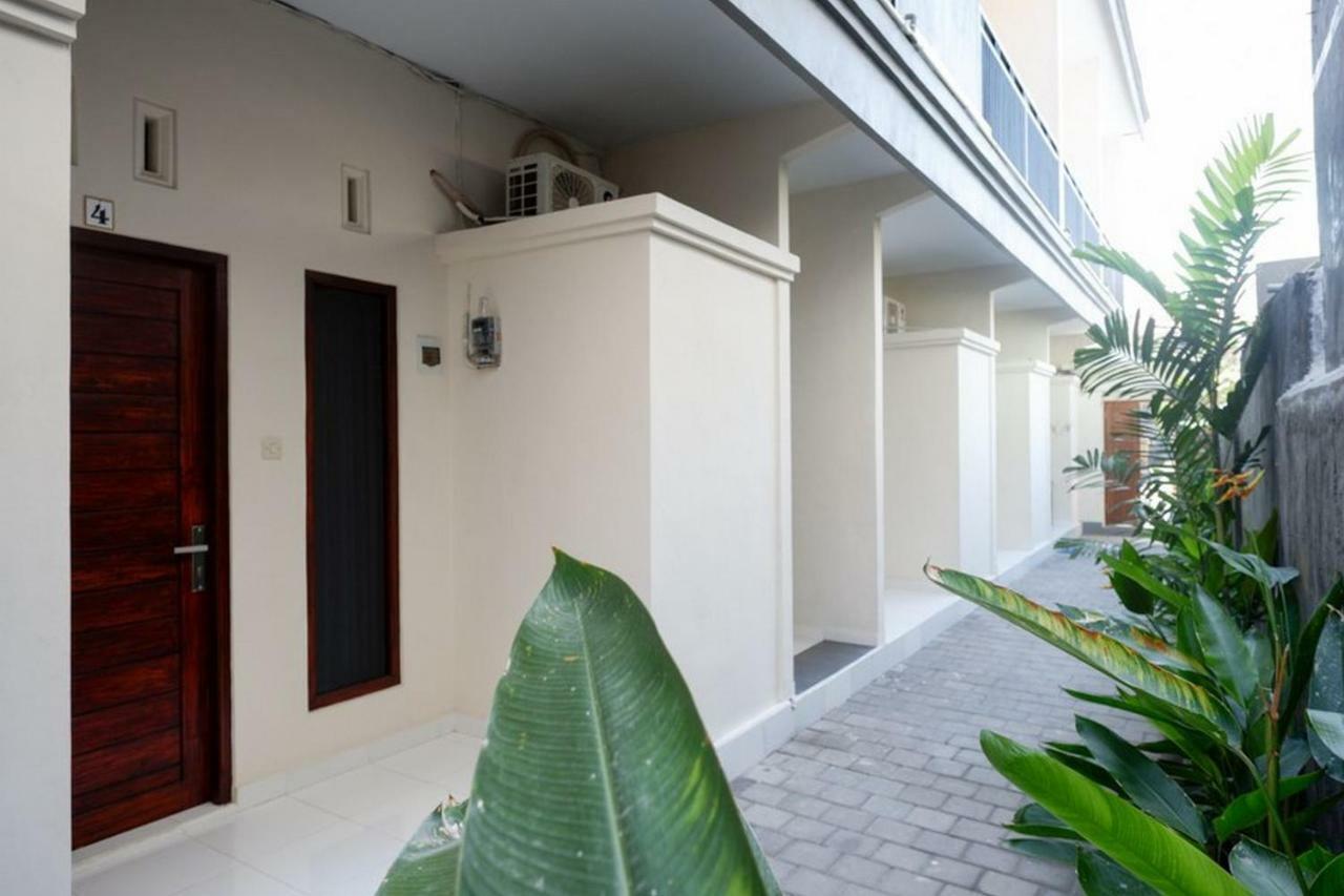 RedDoorz near Mertasari Beach Denpasar Zewnętrze zdjęcie